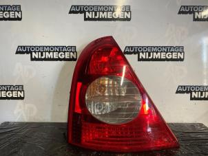 Gebrauchte Rücklicht links Renault Clio II Societe (SB) 1.2 Preis auf Anfrage angeboten von Autodemontage Nijmegen