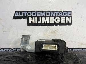 Usados Interruptor de arranque Toyota Aygo (B10) 1.0 12V VVT-i Precio de solicitud ofrecido por Autodemontage Nijmegen