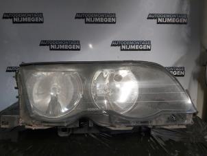 Gebrauchte Scheinwerfer rechts BMW 3 serie (E46/4) 316i Preis auf Anfrage angeboten von Autodemontage Nijmegen