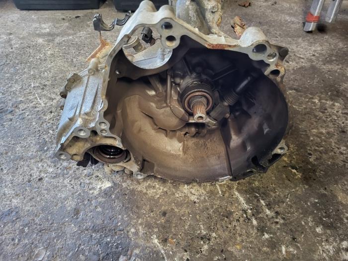 Usagé Getriebe Daihatsu Cuore (L251/271/276) 1.0 12V DVVT Prix sur demande proposé par Autodemontage Nijmegen