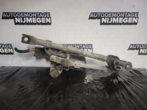 Used Wiper motor + mechanism Toyota Aygo (B10) 1.0 12V VVT-i Price on request offered by Autodemontage Nijmegen