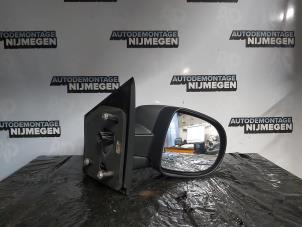 Gebrauchte Außenspiegel rechts Renault Twingo II (CN) 1.2 16V Preis € 50,00 Margenregelung angeboten von Autodemontage Nijmegen