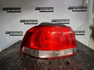 Używane Tylne swiatlo pozycyjne lewe Volkswagen Golf VI (5K1) 1.6 Cena na żądanie oferowane przez Autodemontage Nijmegen
