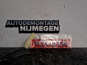 Neuf Emblème Toyota Auris (E18) 1.2 T 16V Prix sur demande proposé par Autodemontage Nijmegen
