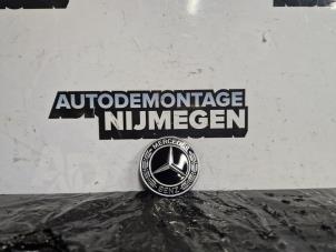 New Emblem Mercedes B (W247) 1.3 B-200 Turbo 16V Price on request offered by Autodemontage Nijmegen