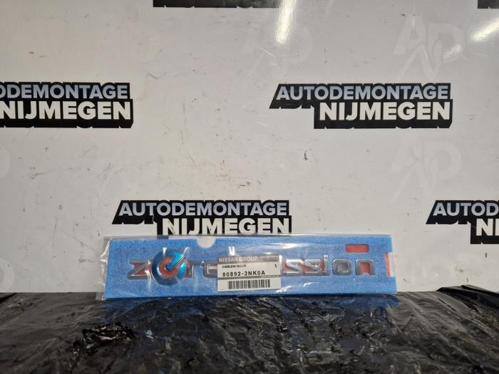 Nowe Emblemat Nissan Leaf (ZE1) Electric Cena na żądanie oferowane przez Autodemontage Nijmegen