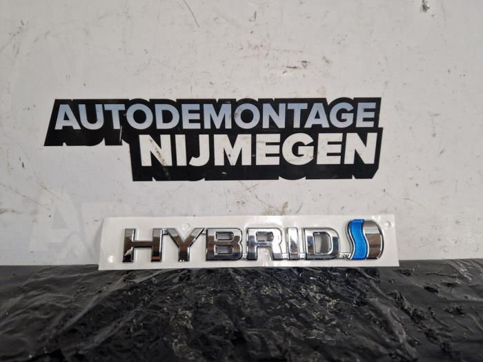 Nya Emblem Toyota Corolla Commercial (E21) 1.8 16V Hybrid Pris på förfrågan erbjuds av Autodemontage Nijmegen