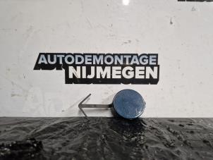 Używane Zaslepka zaczepu holowniczego przedniego Peugeot 508 SW (8E/8U) 1.6 THP 16V Cena na żądanie oferowane przez Autodemontage Nijmegen