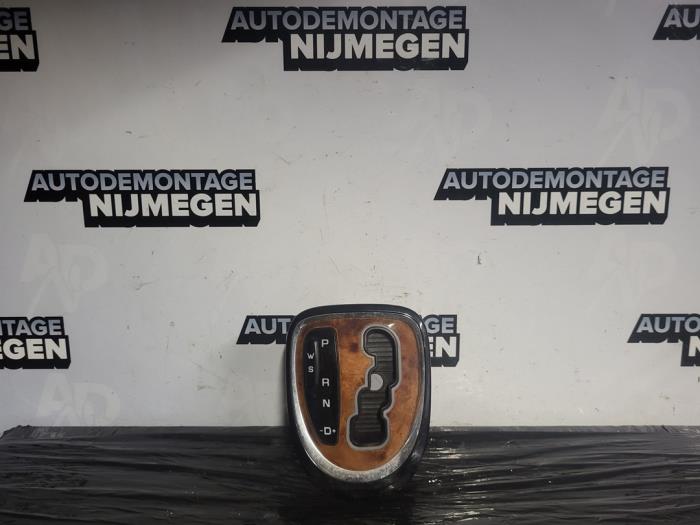 Gebrauchte Abdeckplatte sonstige Mercedes S (W220) 3.2 S-320 CDI 24V Preis auf Anfrage angeboten von Autodemontage Nijmegen