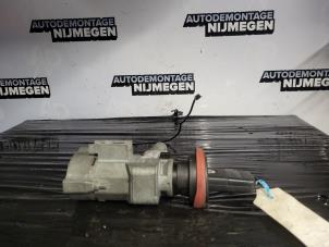 Used Ignition lock + key Mercedes SLK (R170) 2.3 230 K 16V Price on request offered by Autodemontage Nijmegen