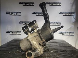 Used Power steering pump Peugeot Partner (GC/GF/GG/GJ/GK) 1.6 HDI 90 Price on request offered by Autodemontage Nijmegen