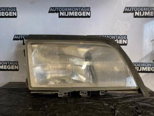 Usagé Optique avant principal droit Mercedes C (W202) 1.8 C-180 16V Prix sur demande proposé par Autodemontage Nijmegen