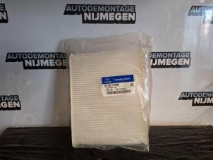 New Cabin air filter Hyundai iX20 (JC) 1.4i 16V Price on request offered by Autodemontage Nijmegen