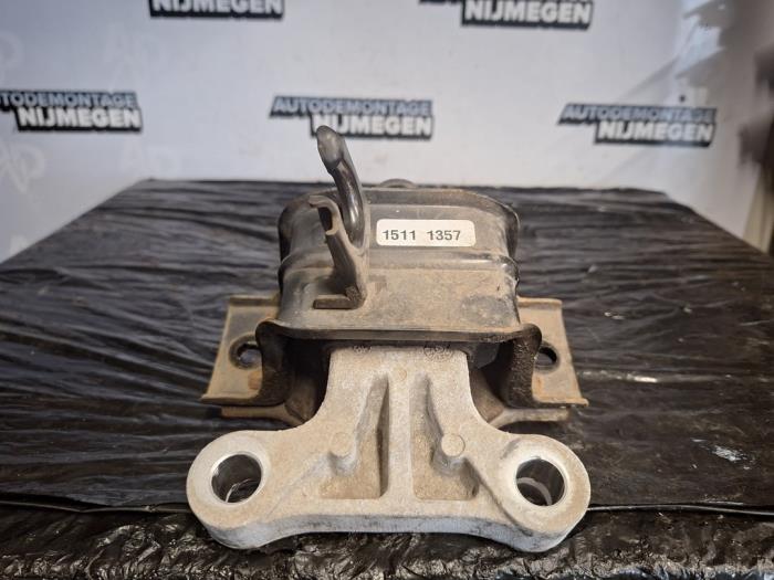 Used Engine mount Opel Karl 1.0 12V Price on request offered by Autodemontage Nijmegen