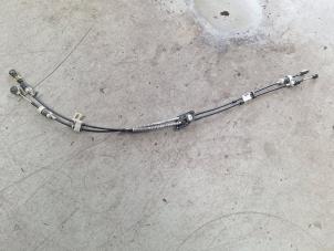 Usados Cable de cambio de caja de cambios Ford B-Max (JK8) 1.0 EcoBoost 12V 100 Precio de solicitud ofrecido por Autodemontage Nijmegen