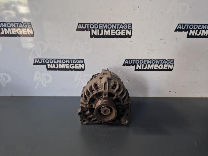Gebrauchte Dynamo Volkswagen Polo V (6R) 1.2 12V Preis auf Anfrage angeboten von Autodemontage Nijmegen