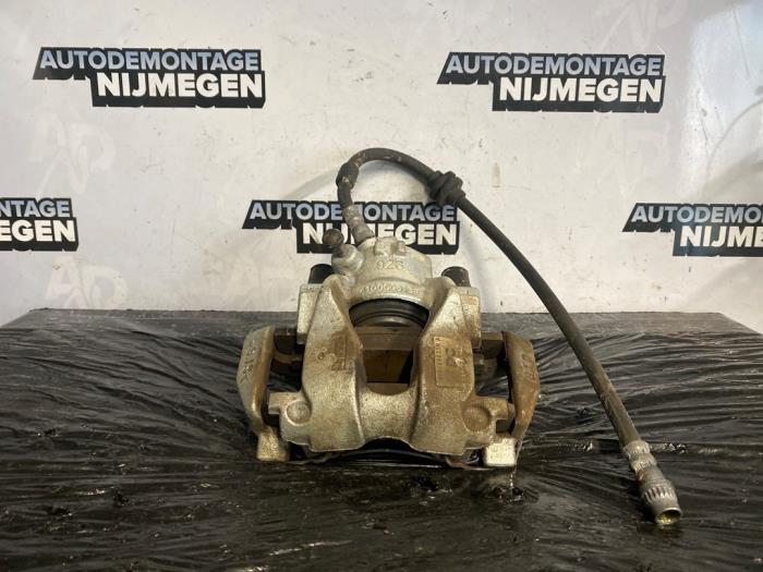 Gebrauchte Bremszange links vorne Renault Twingo III (AH) ZE R80 Preis auf Anfrage angeboten von Autodemontage Nijmegen