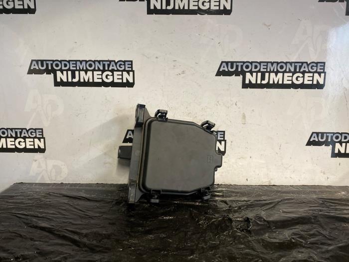 Usagé Divers Renault Twingo III (AH) ZE R80 Prix sur demande proposé par Autodemontage Nijmegen