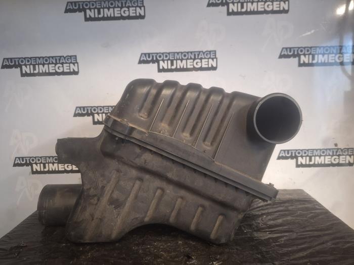 Gebrauchte Luftfiltergehäuse Opel Antara (LA6) 2.4 16V 4x4 Preis auf Anfrage angeboten von Autodemontage Nijmegen