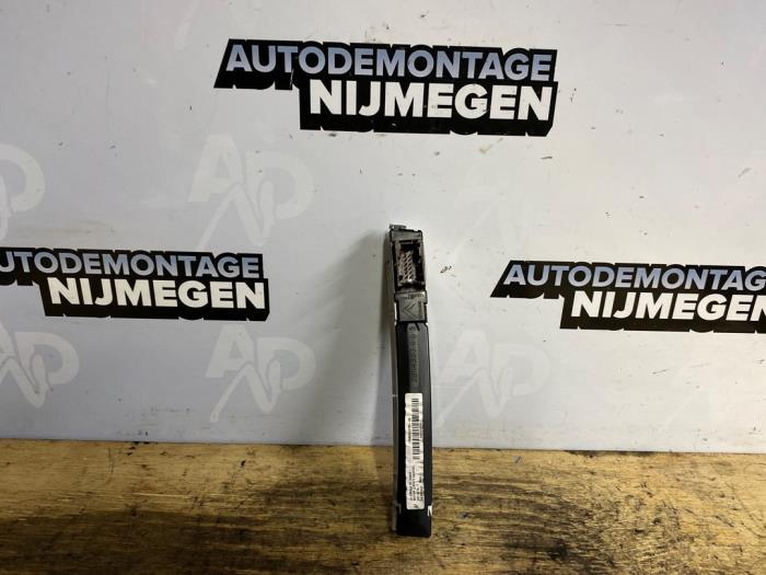 Begagnade Innerdisplay Citroen C4 Grand Picasso (UA) 1.6 16V THP Sensodrive,GT THP Pris på förfrågan erbjuds av Autodemontage Nijmegen
