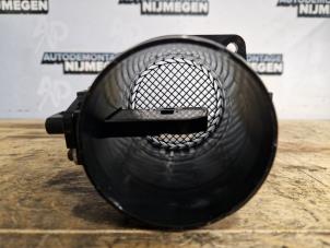 Luftmengenmesser van een Audi A5 Sportback (8TA) 2.0 TFSI 16V Quattro 2010