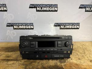 Usados Reproductor de CD y radio Seat Ibiza ST (6J8) 1.2 TSI Precio de solicitud ofrecido por Autodemontage Nijmegen