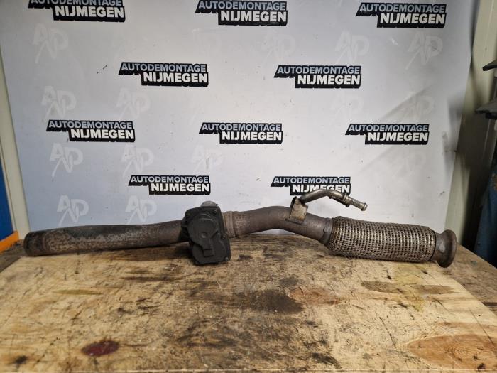 Used Exhaust front section Volkswagen Polo V (6R) 1.4 TDI Price on request offered by Autodemontage Nijmegen