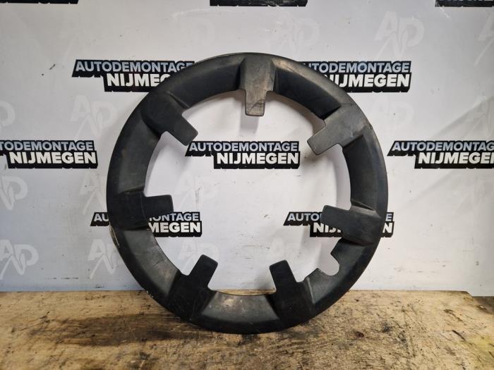 Używane Kolpak Volkswagen Polo V (6R) 1.4 TDI DPF BlueMotion technology Cena na żądanie oferowane przez Autodemontage Nijmegen