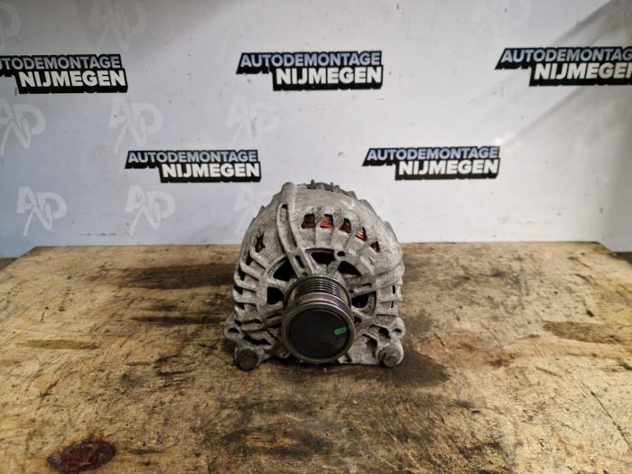 Gebrauchte Dynamo Skoda Octavia (5EAA) 1.2 TSI 16V Preis auf Anfrage angeboten von Autodemontage Nijmegen