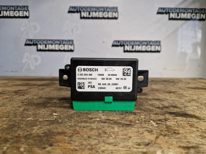 Begagnade PDC-modul Peugeot 208 I (CA/CC/CK/CL) 1.2 Vti 12V PureTech 82 Pris på förfrågan erbjuds av Autodemontage Nijmegen