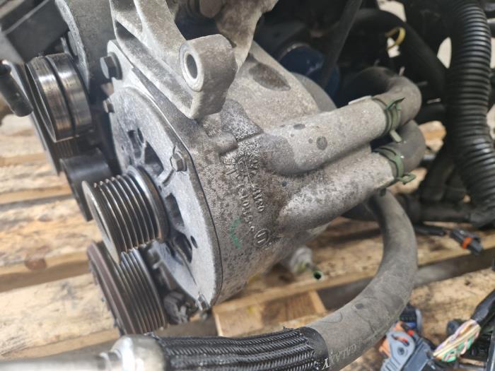 Begagnade Dynamo Renault Espace (JK) 2.0 Turbo 16V Grand Espace Pris på förfrågan erbjuds av Autodemontage Nijmegen