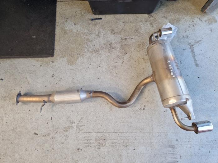 Gebrauchte Auspuff Enddämpfer Toyota Yaris IV (P21/PA1/PH1) 1.6 GR Preis auf Anfrage angeboten von Autodemontage Nijmegen