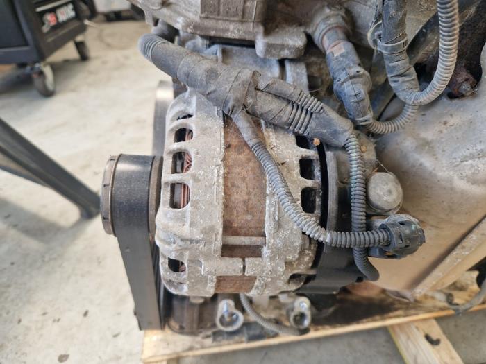 Dynamo från en Citroën C3 (SX/SW) 1.2 Vti 12V PureTech 2019