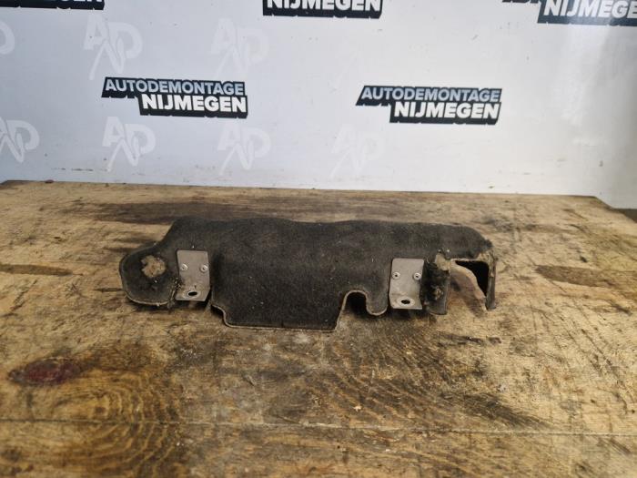 Gebrauchte Abdeckblech Motor Fiat 500C/595C/695C 1.4 T-Jet 16V Preis auf Anfrage angeboten von Autodemontage Nijmegen
