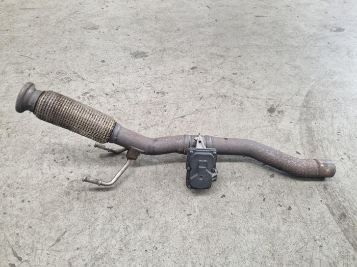 Used Exhaust front section Volkswagen Polo V (6R) 1.4 TDI DPF BlueMotion technology Price on request offered by Autodemontage Nijmegen