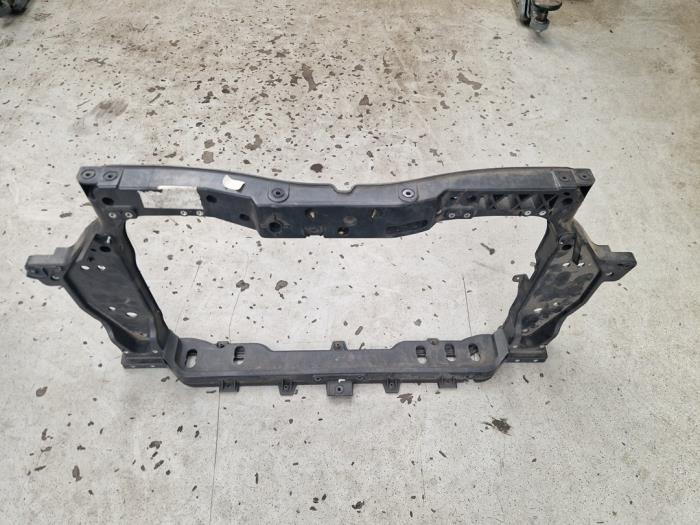 Begagnade Front Hyundai i20 (GBB) 1.2i 16V Pris på förfrågan erbjuds av Autodemontage Nijmegen