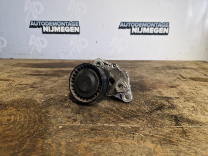 Usados Rodillo tensor correa múltiple Volkswagen Polo V (6R) 1.0 12V BlueMotion Technology Precio de solicitud ofrecido por Autodemontage Nijmegen