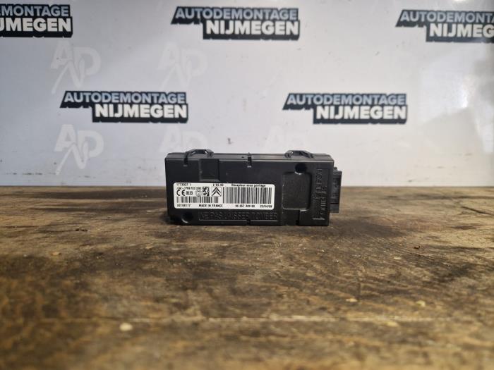 Begagnade Däcktrycksmodul Peugeot 308 (4A/C) 1.6 16V THP 150 Pris på förfrågan erbjuds av Autodemontage Nijmegen