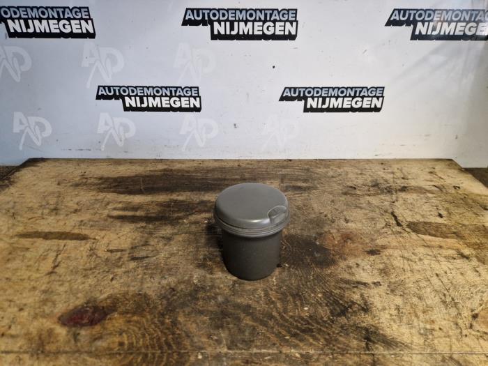 Begagnade Askkopp, fram Fiat Panda (169) 1.2 Fire Pris på förfrågan erbjuds av Autodemontage Nijmegen