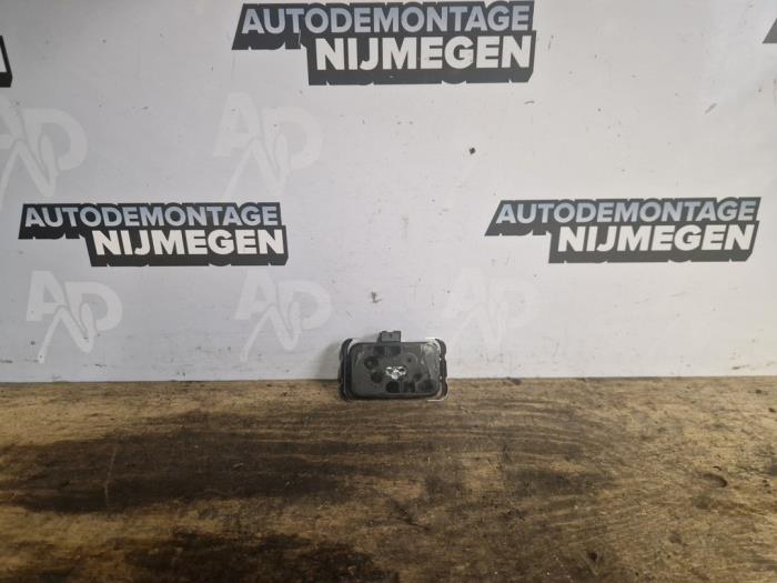 Begagnade Regnsensor Citroen C4 Picasso (UD/UE/UF) 1.6 16V THP 155 Pris på förfrågan erbjuds av Autodemontage Nijmegen