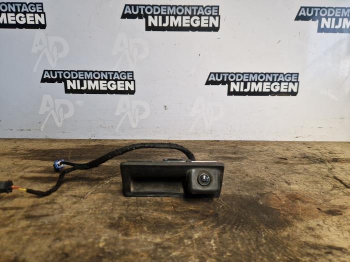 Begagnade Backkamera Volkswagen Sharan (7N) 1.4 TSI 16V Pris på förfrågan erbjuds av Autodemontage Nijmegen