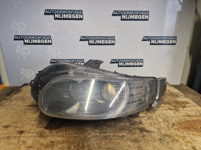 Używane Reflektor lewy Saab 9-5 (YS3E) 2.3 Turbo 16V Aero Cena na żądanie oferowane przez Autodemontage Nijmegen