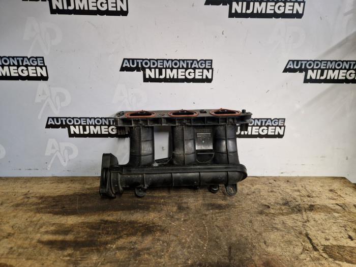 Gebrauchte Ansaugbrugge Dacia Sandero II 0.9 TCE 12V Preis auf Anfrage angeboten von Autodemontage Nijmegen