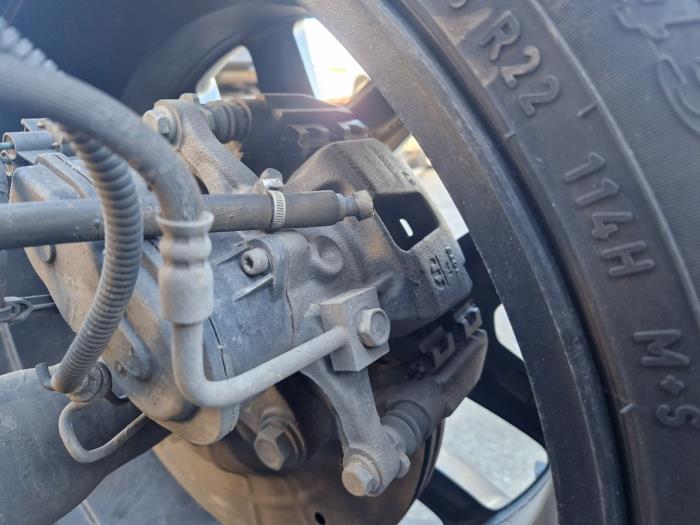 Gebrauchte Bremszange rechts hinten Dodge 2500 Crew Cab (DJ) 5.7 Hemi V8 4WD Preis auf Anfrage angeboten von Autodemontage Nijmegen