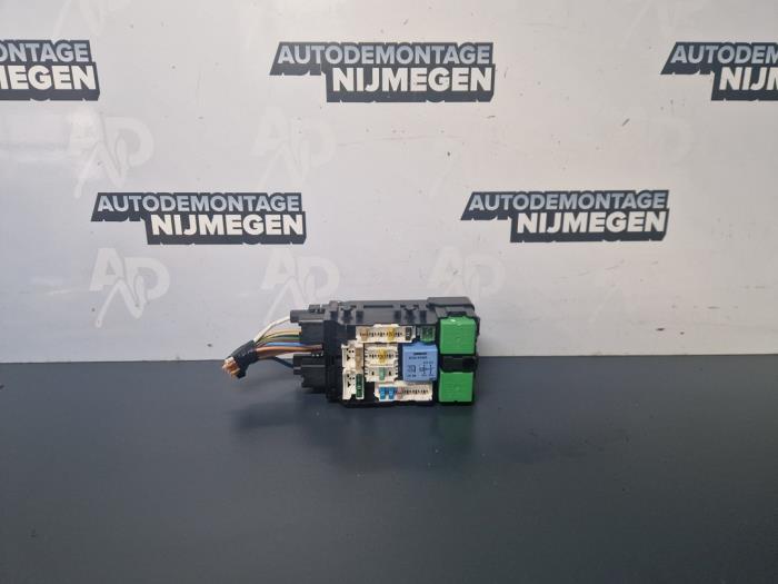 Begagnade Säkringsbox Peugeot 508 SW (8E/8U) 1.6 THP 16V Pris på förfrågan erbjuds av Autodemontage Nijmegen