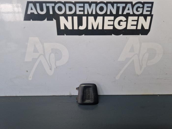 Używane Mikrofon BMW 3 serie Touring (G21) 320d xDrive 2.0 TwinPower Turbo 16V Hybrid Cena na żądanie oferowane przez Autodemontage Nijmegen