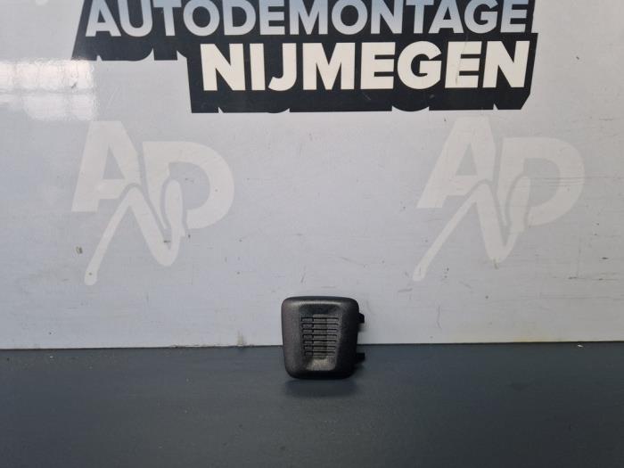 Używane Mikrofon BMW 3 serie Touring (G21) 320d xDrive 2.0 TwinPower Turbo 16V Hybrid Cena na żądanie oferowane przez Autodemontage Nijmegen