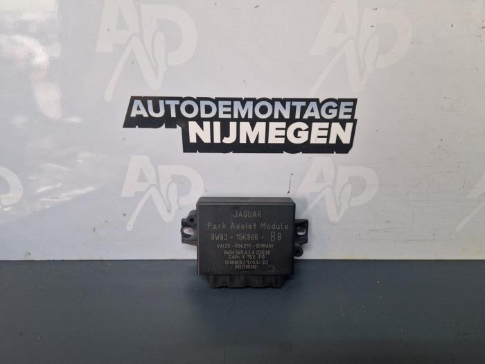 Begagnade PDC-modul Jaguar XF (CC9) 3.0 D V6 24V Pris på förfrågan erbjuds av Autodemontage Nijmegen