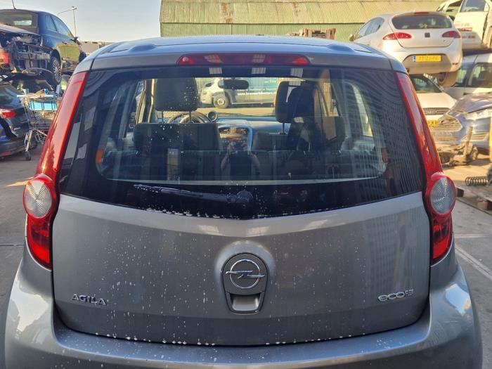Begagnade Baklucka Opel Agila (B) 1.0 12V Pris på förfrågan erbjuds av Autodemontage Nijmegen