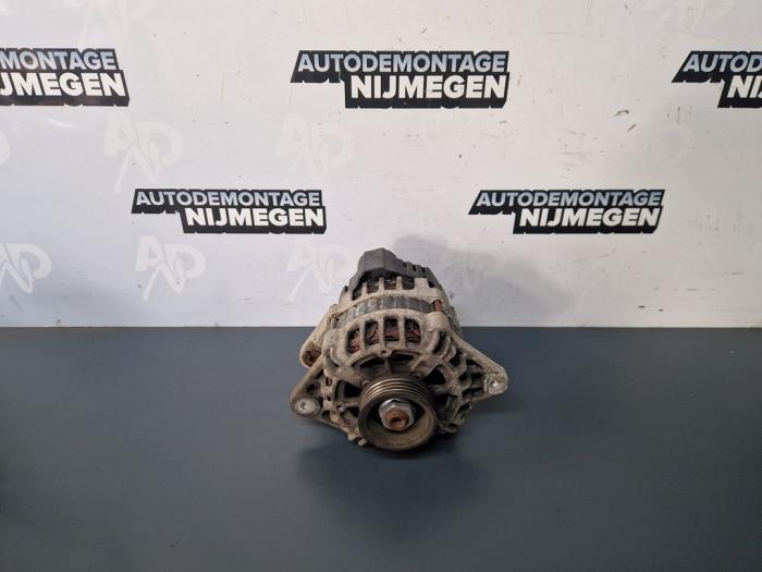 Begagnade Dynamo Hyundai i10 (F5) 1.1i 12V Pris på förfrågan erbjuds av Autodemontage Nijmegen